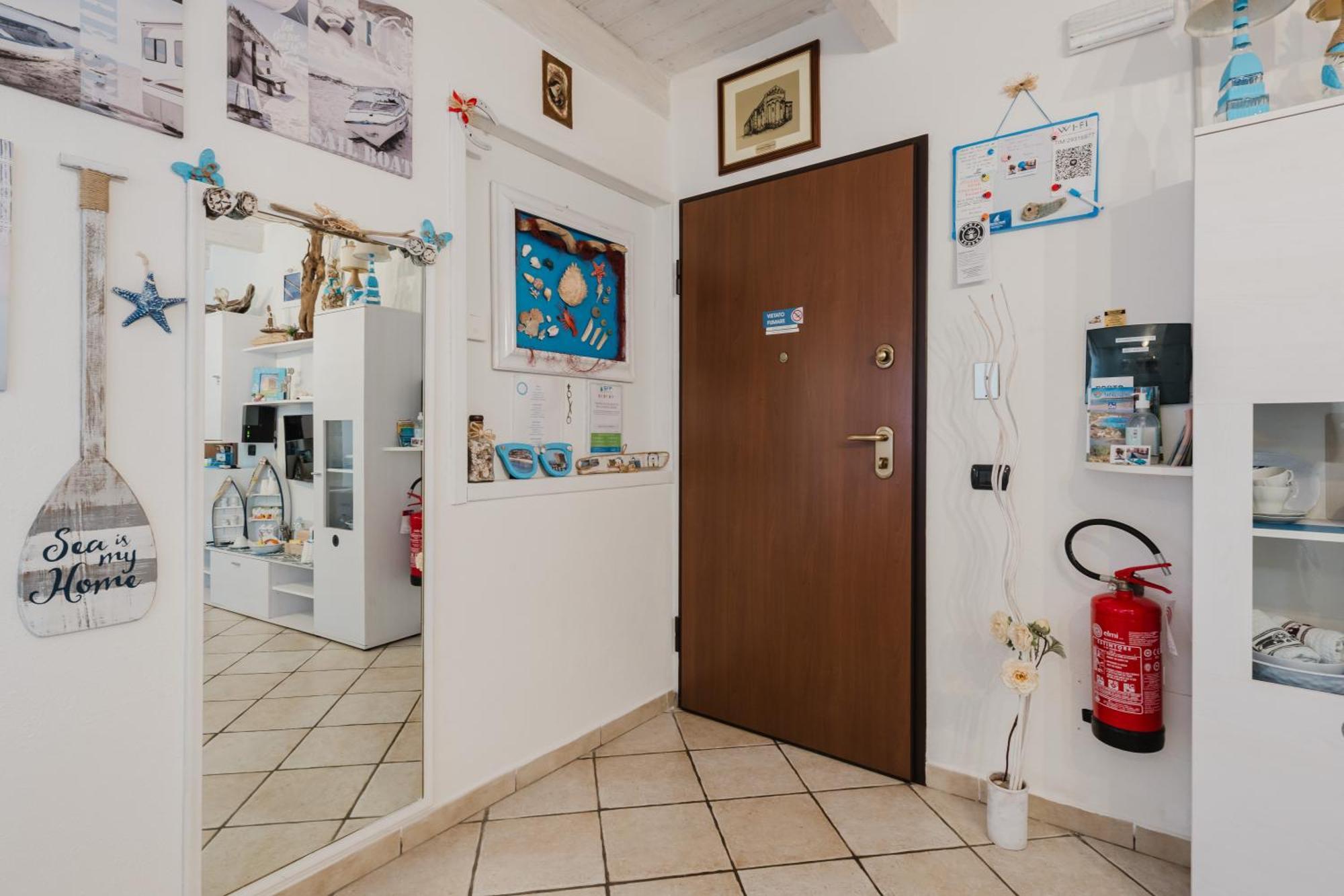 Bed and Breakfast Il Posto Nascosto Порто-Торрес Экстерьер фото